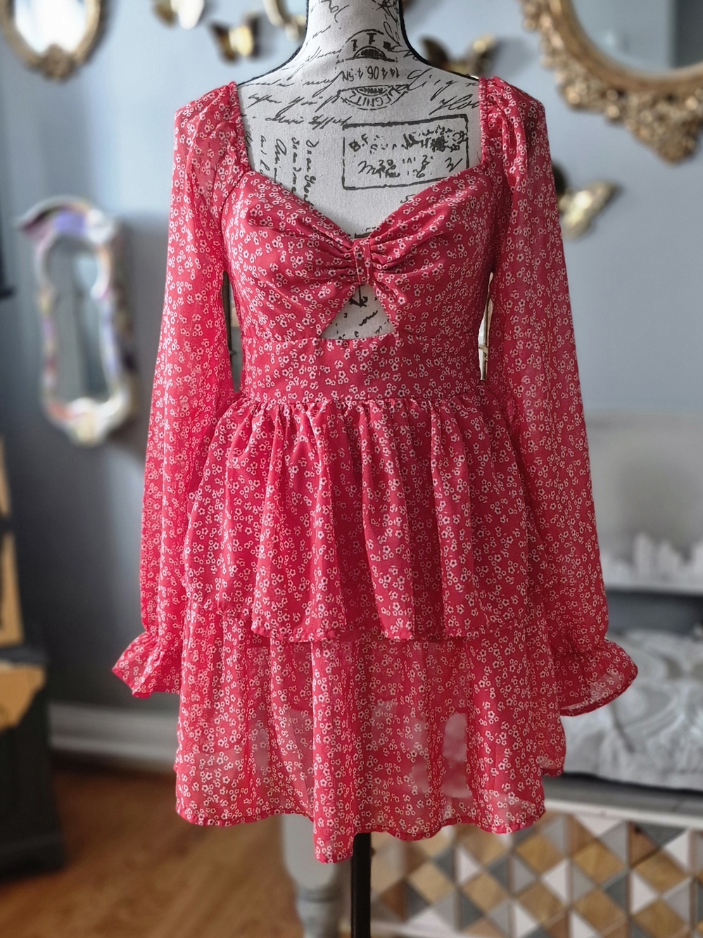 Arden B Sexy 70s Vibe Red Floral Long-Sleeve Mini Dress Small